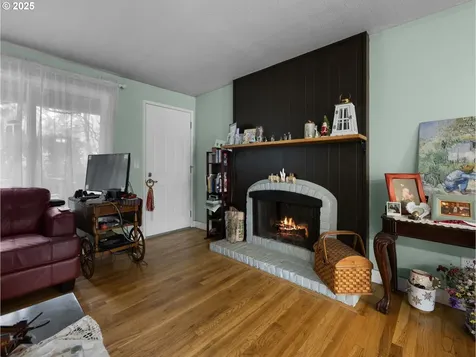 8962 SW Barnes Road Portland OR 97225