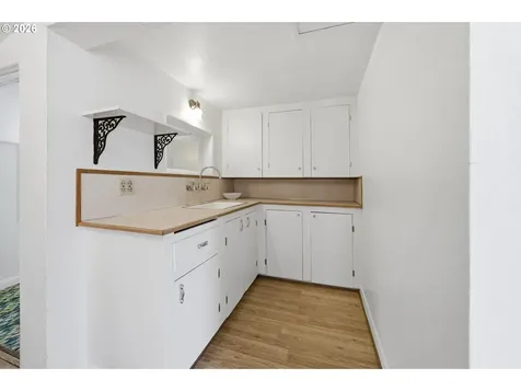 308 SW 2nd Street Mcminnville OR 97128