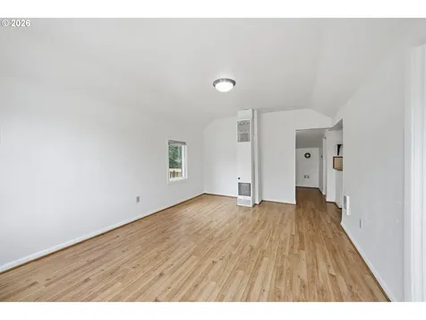 308 SW 2nd Street Mcminnville OR 97128