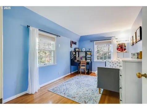 992 SW Westwood Drive Portland OR 97239