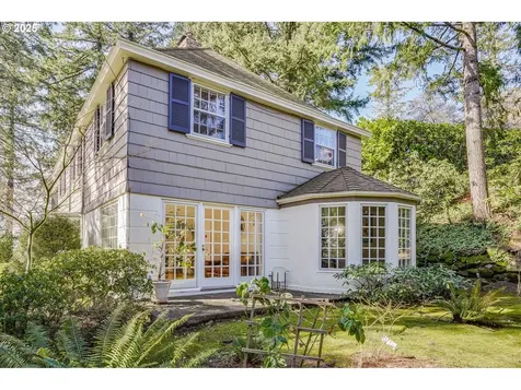 992 SW Westwood Drive Portland OR 97239