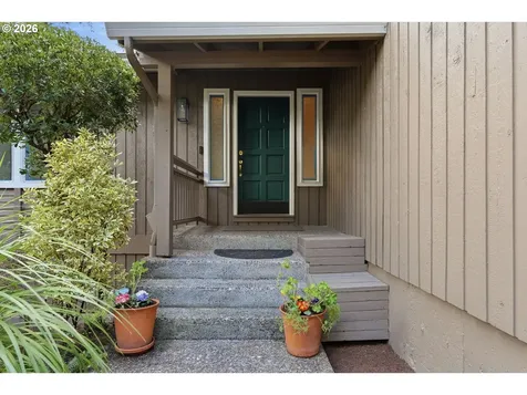 2831 Vale Court Lake Oswego OR 97034