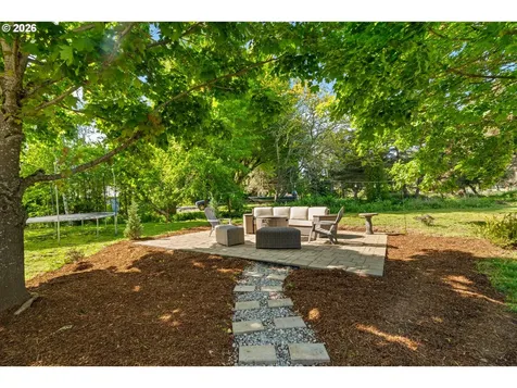 1051 Cannon Drive Hood River OR 97031