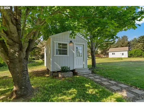 1051 Cannon Drive Hood River OR 97031