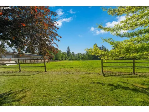 1051 Cannon Drive Hood River OR 97031