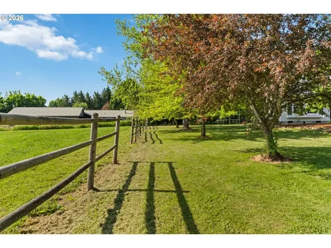 1051 Cannon Drive Hood River OR 97031