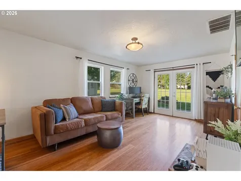 1051 Cannon Drive Hood River OR 97031