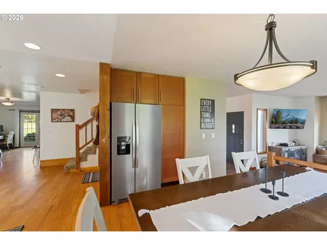 1051 Cannon Drive Hood River OR 97031