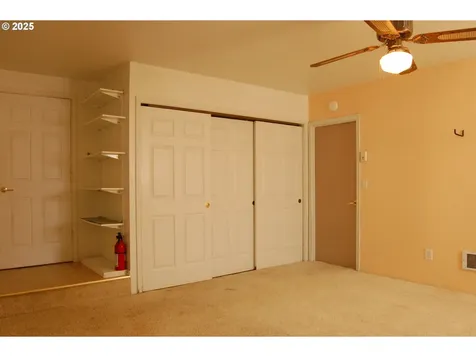 2252 Rose Blossom Drive Springfield OR 97477