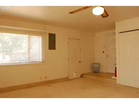 2252 Rose Blossom Drive Springfield OR 97477