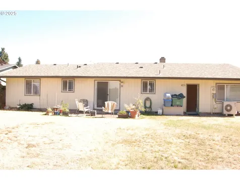 2252 Rose Blossom Drive Springfield OR 97477