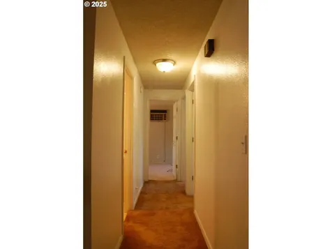 2252 Rose Blossom Drive Springfield OR 97477