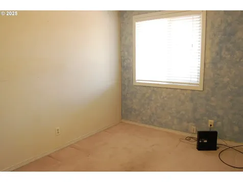 2252 Rose Blossom Drive Springfield OR 97477