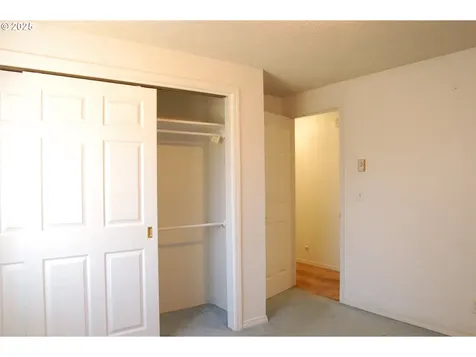 2252 Rose Blossom Drive Springfield OR 97477