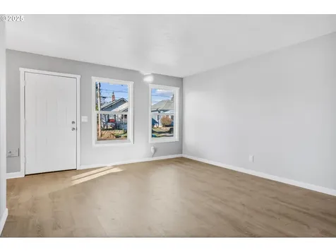 6408 SE 71st Avenue Portland OR 97206