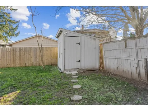 6408 SE 71st Avenue Portland OR 97206