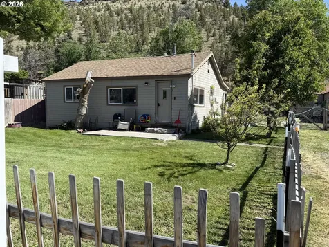 2460 SE Melrose Drive Prineville OR 97754