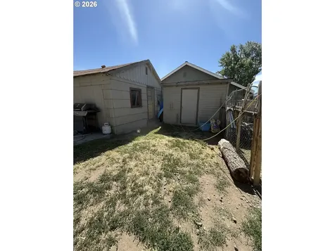 2460 SE Melrose Drive Prineville OR 97754