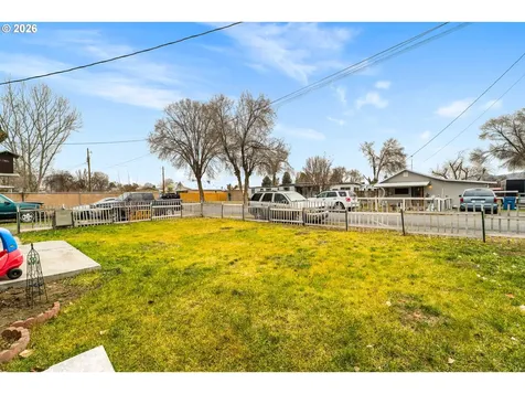 2460 SE Melrose Drive Prineville OR 97754