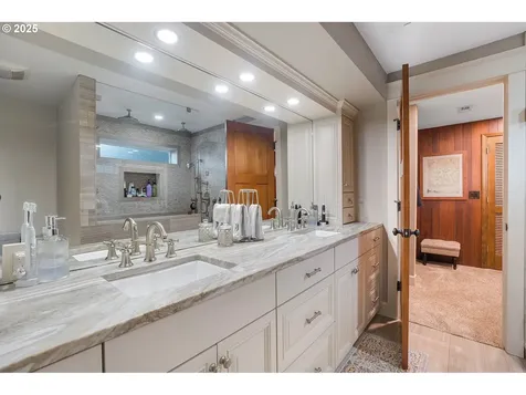14950 S Bradley Road Oregon City OR 97045