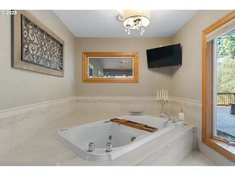 14950 S Bradley Road Oregon City OR 97045