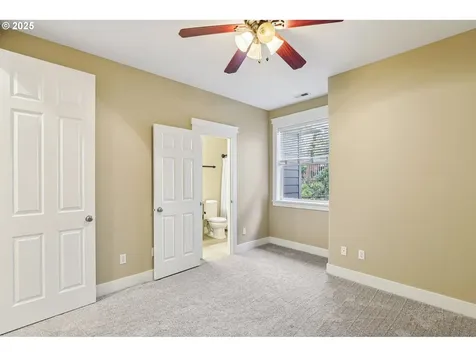 1651 50th Street Washougal WA 98671