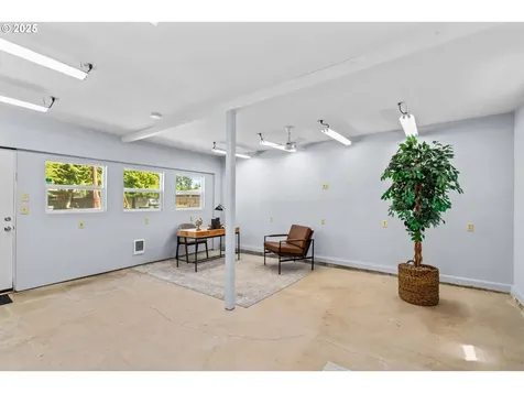 1240 Taney Street Eugene OR 97402