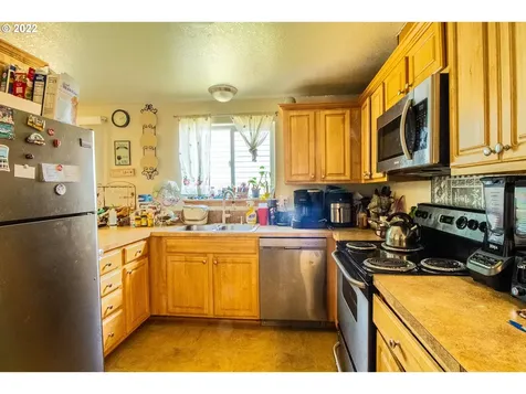 2719 SE 136th Place Portland OR 97236