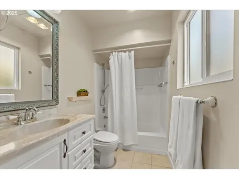 10620 SW Highland Drive Portland OR 97224