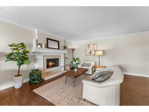 10620 SW Highland Drive Portland OR 97224