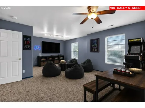 2571 Graystone Drive Woodburn OR 97071