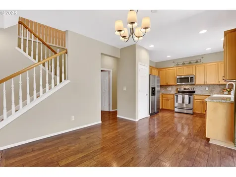 2571 Graystone Drive Woodburn OR 97071
