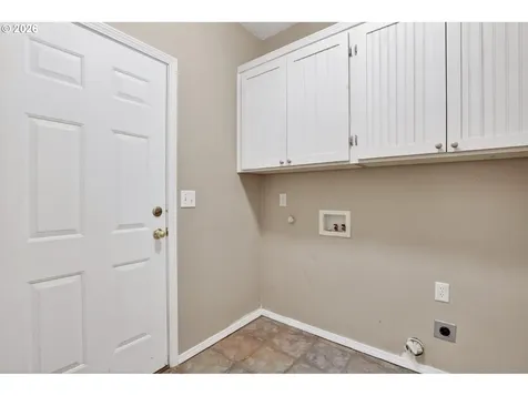 2571 Graystone Drive Woodburn OR 97071