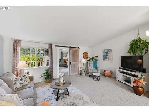 1345 Sanford Street Coos Bay OR 97420