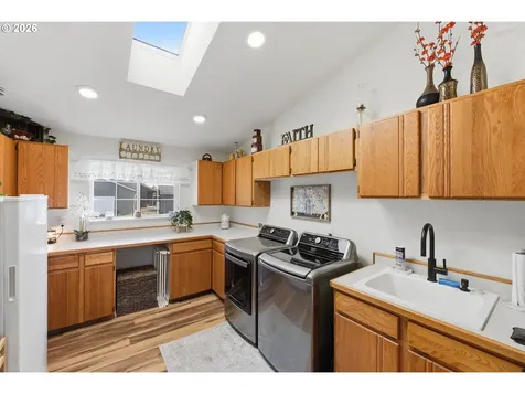 1345 Sanford Street Coos Bay OR 97420