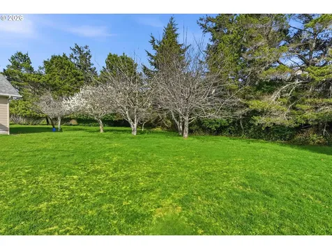 1345 Sanford Street Coos Bay OR 97420