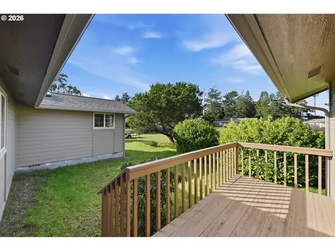 1345 Sanford Street Coos Bay OR 97420