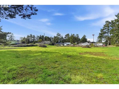 1345 Sanford Street Coos Bay OR 97420