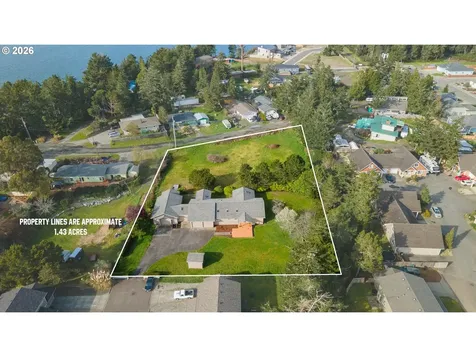1345 Sanford Street Coos Bay OR 97420