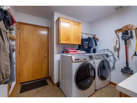 95 SW Cormorant Depoe Bay OR 97341