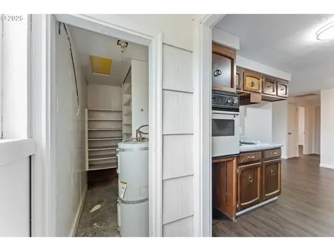 270 S Morrison Street Coos Bay OR 97420