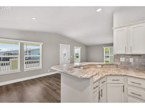 4155 NE Three Mile Lane Mcminnville OR 97128