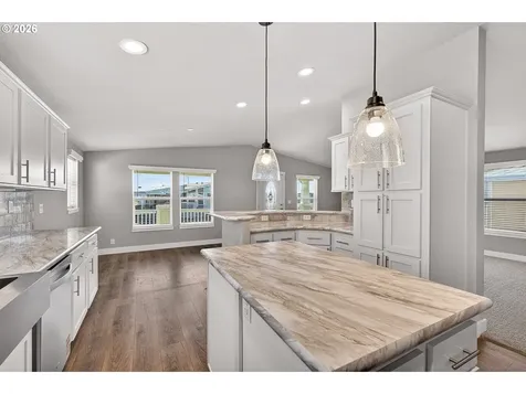 4155 NE Three Mile Lane Mcminnville OR 97128