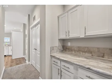 4155 NE Three Mile Lane Mcminnville OR 97128