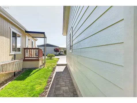 4155 NE Three Mile Lane Mcminnville OR 97128