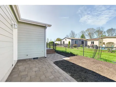 4155 NE Three Mile Lane Mcminnville OR 97128