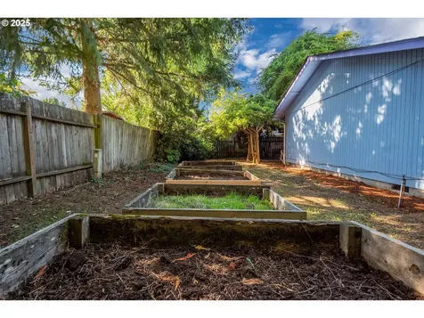 3080 Harlow Road Eugene OR 97401