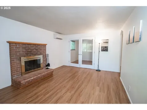 3080 Harlow Road Eugene OR 97401