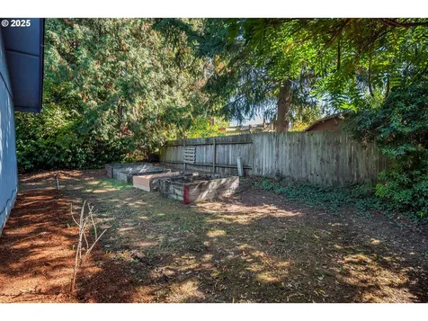 3080 Harlow Road Eugene OR 97401