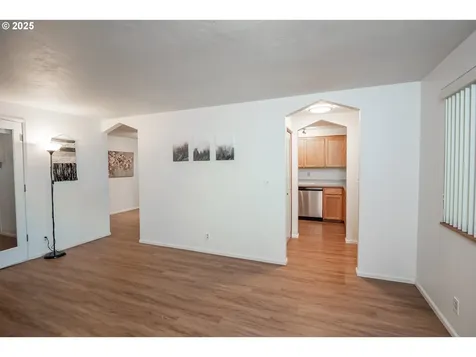 3080 Harlow Road Eugene OR 97401